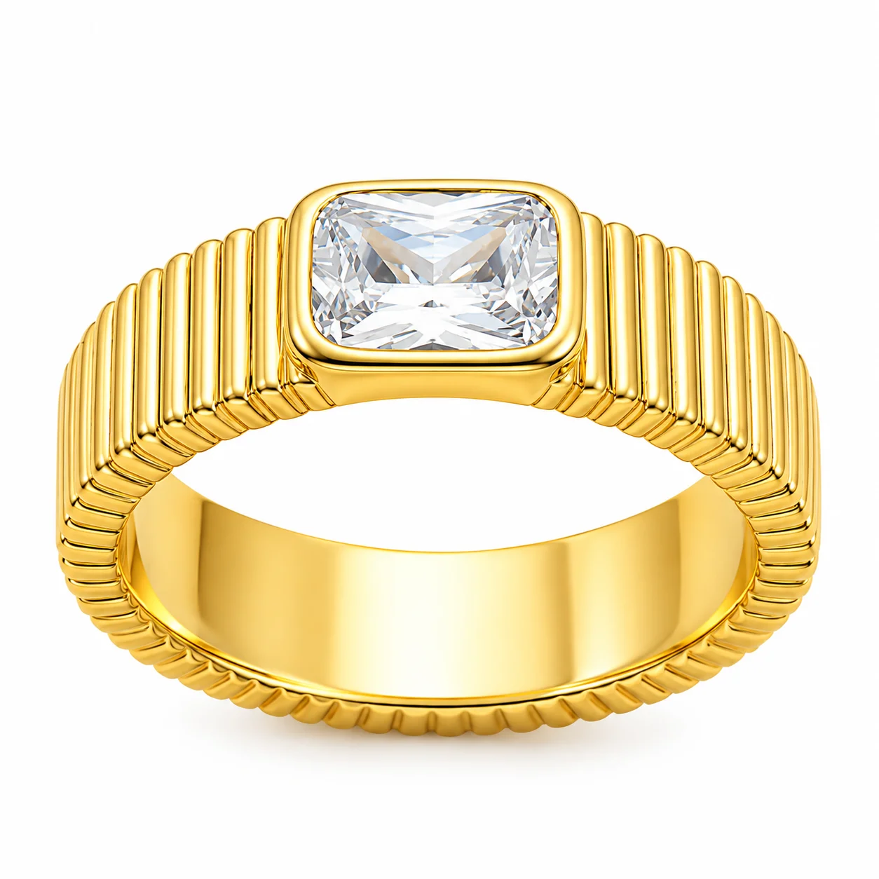 Ribbed Gold Ring with Emerald-Cut Gemstone